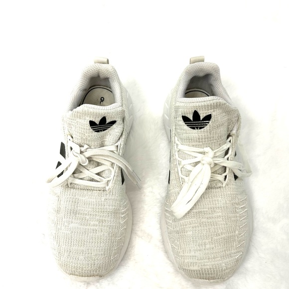 Adidas Swift Run 22 J Running Sneakers Gray Black GW8183 Track Shoe - Picture 4 of 9